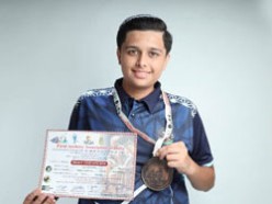 Bhavya won the Bronze Medal in National Archery Competition